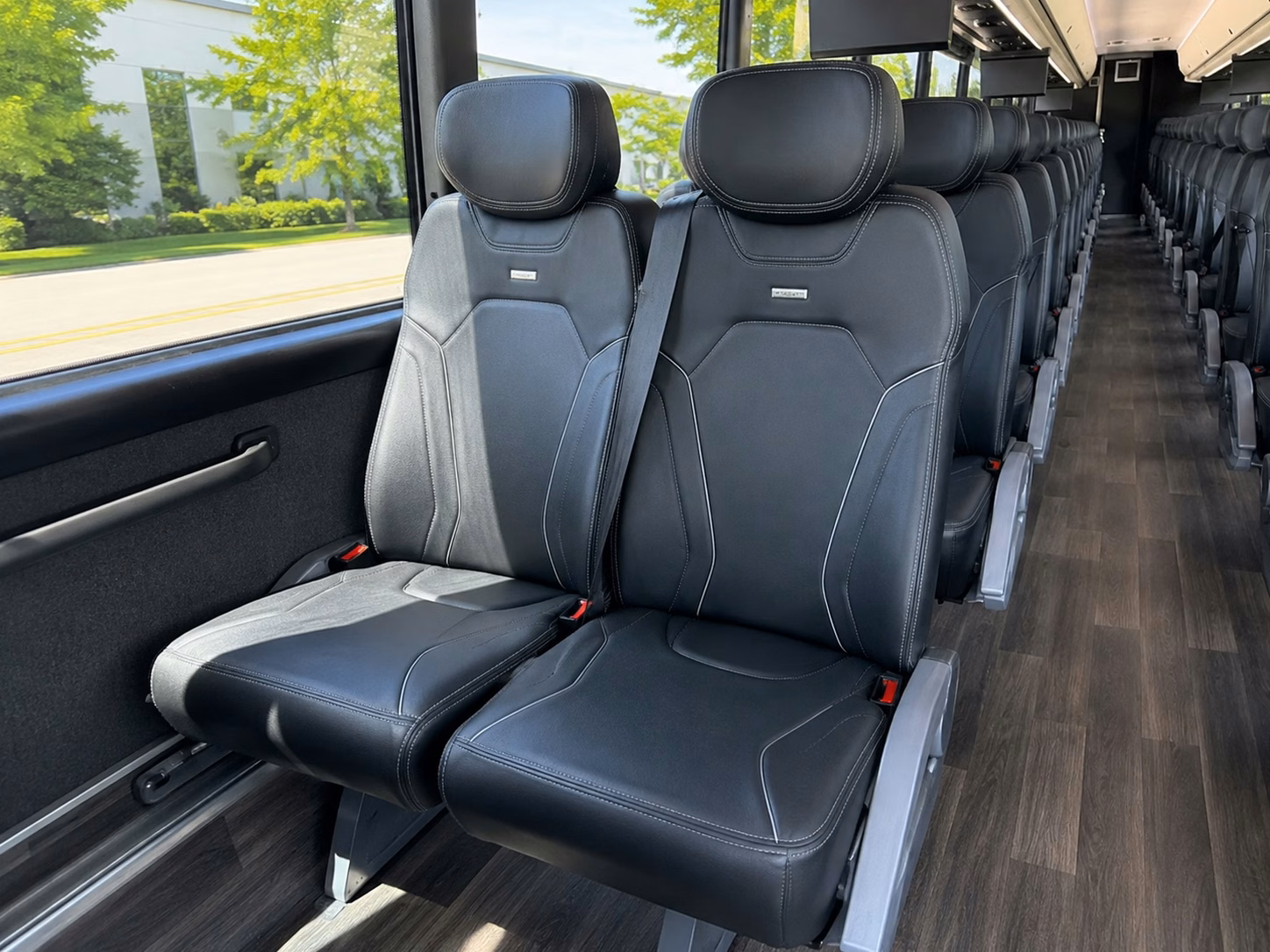 airport transfers and out of town guest shuttles for westminster weddings