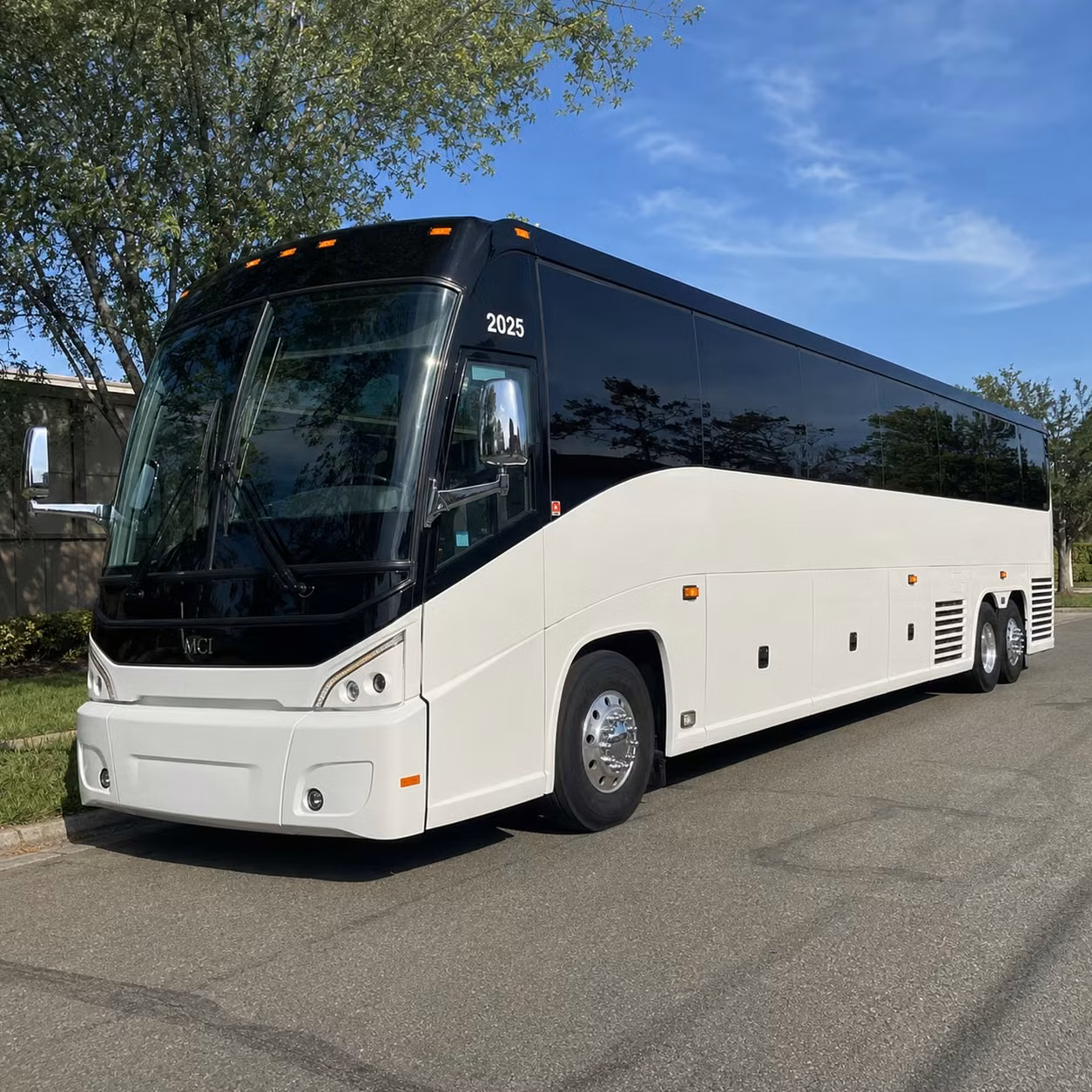 charterbusrentalwestminsterca com connects westminster government and military groups to airport transfers base runs and multi stop itineraries